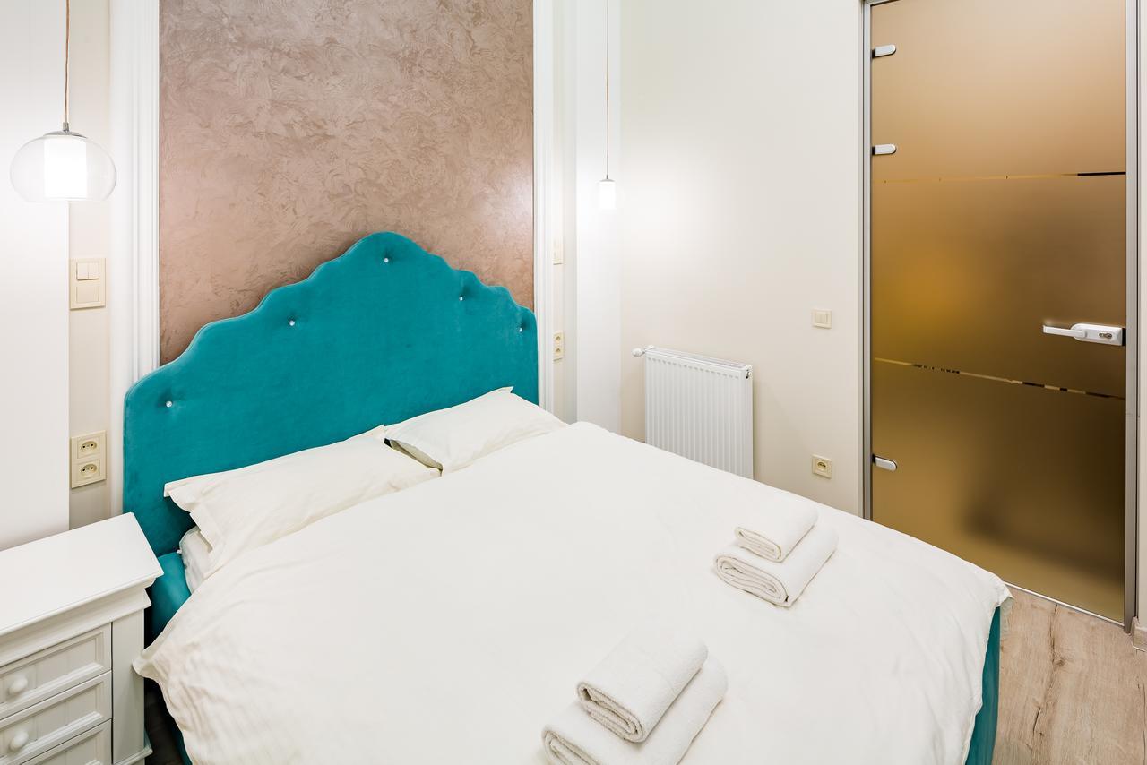 Leogrand Deluxe Apartments On Doroshenka 17 Lviv Extérieur photo