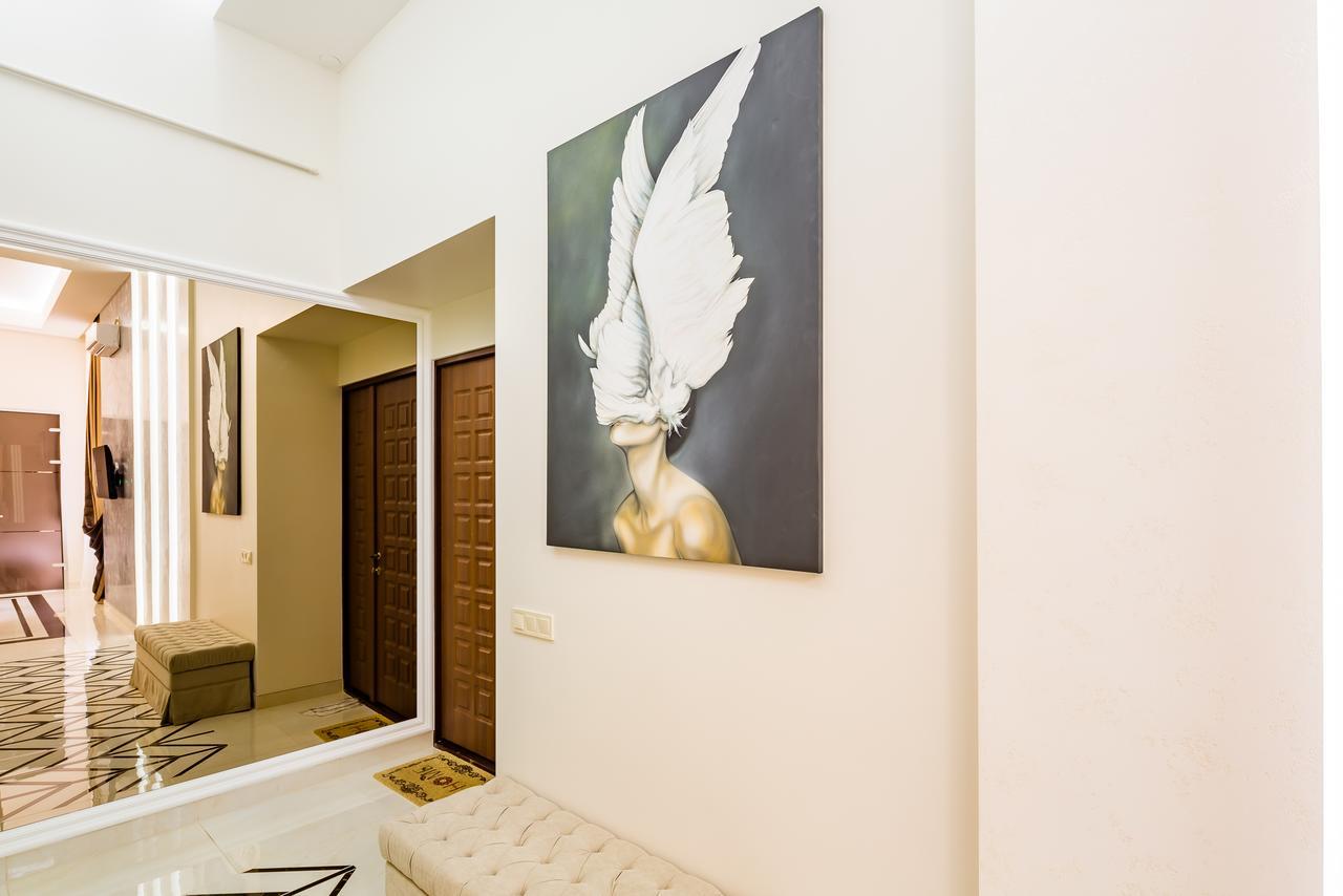 Leogrand Deluxe Apartments On Doroshenka 17 Lviv Extérieur photo